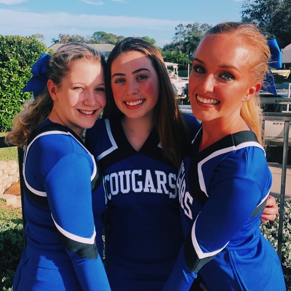 Meet your Posher, Brooklyn - Picture 2 of 8